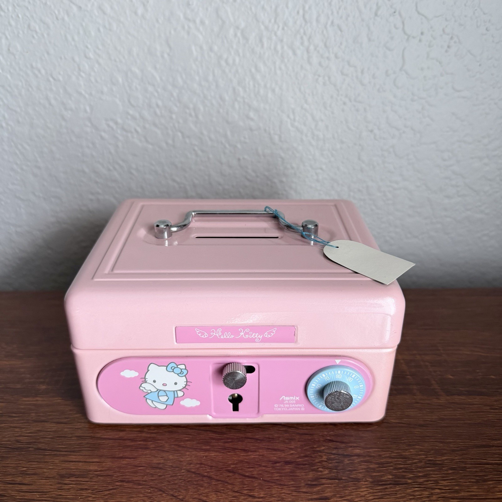 Vintage 1999 Hello Kitty Angel Metal Cash Safe Box with Keys