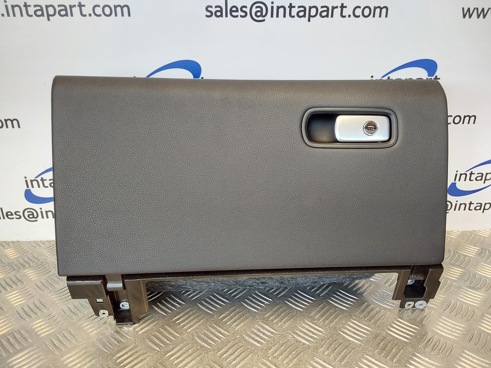 2017 PORSCHE PANAMERA 971 MK2 GLOVE BOX COMPARTMENT 971857095G