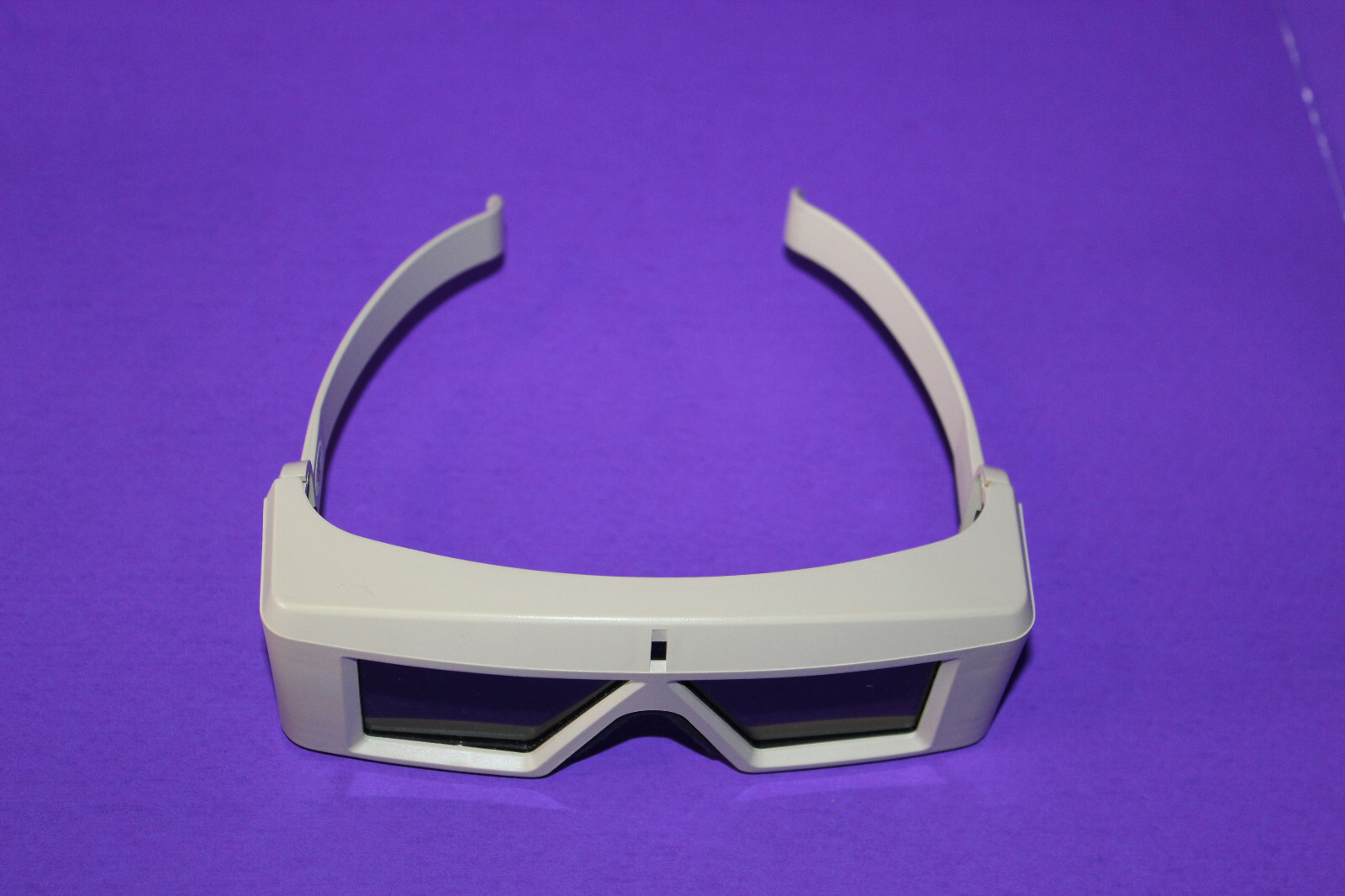 StereoGraphics Crystal Eyes 3D & Transmitter & Stand with COA