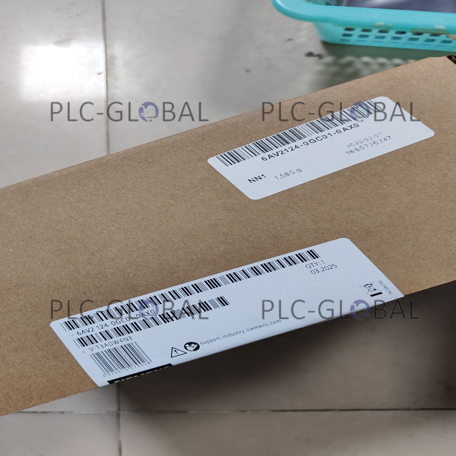 1PC Brand Brand New Siemens 6AV2124-0GC01-0AX0   With Warranty