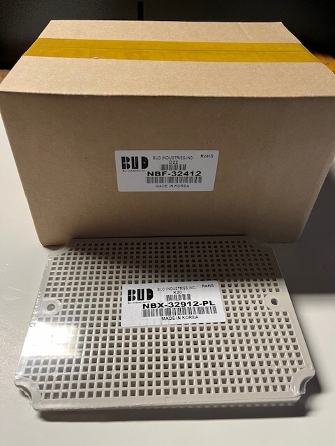 Bud NBF-32412 + NBX-32912-PL (Enclosure + Panel)