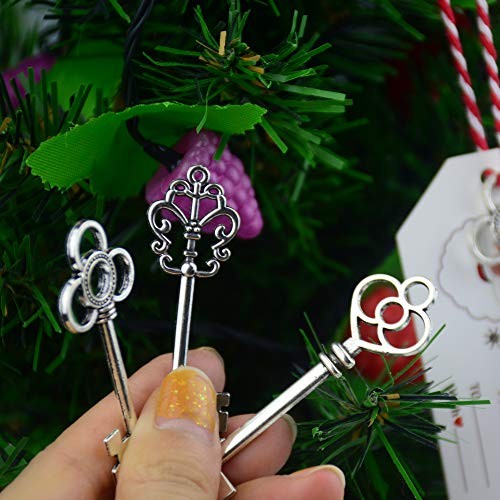 Mixed Set of 30 Large Skeleton Keys in - Set of 30 Keys Antique Silver