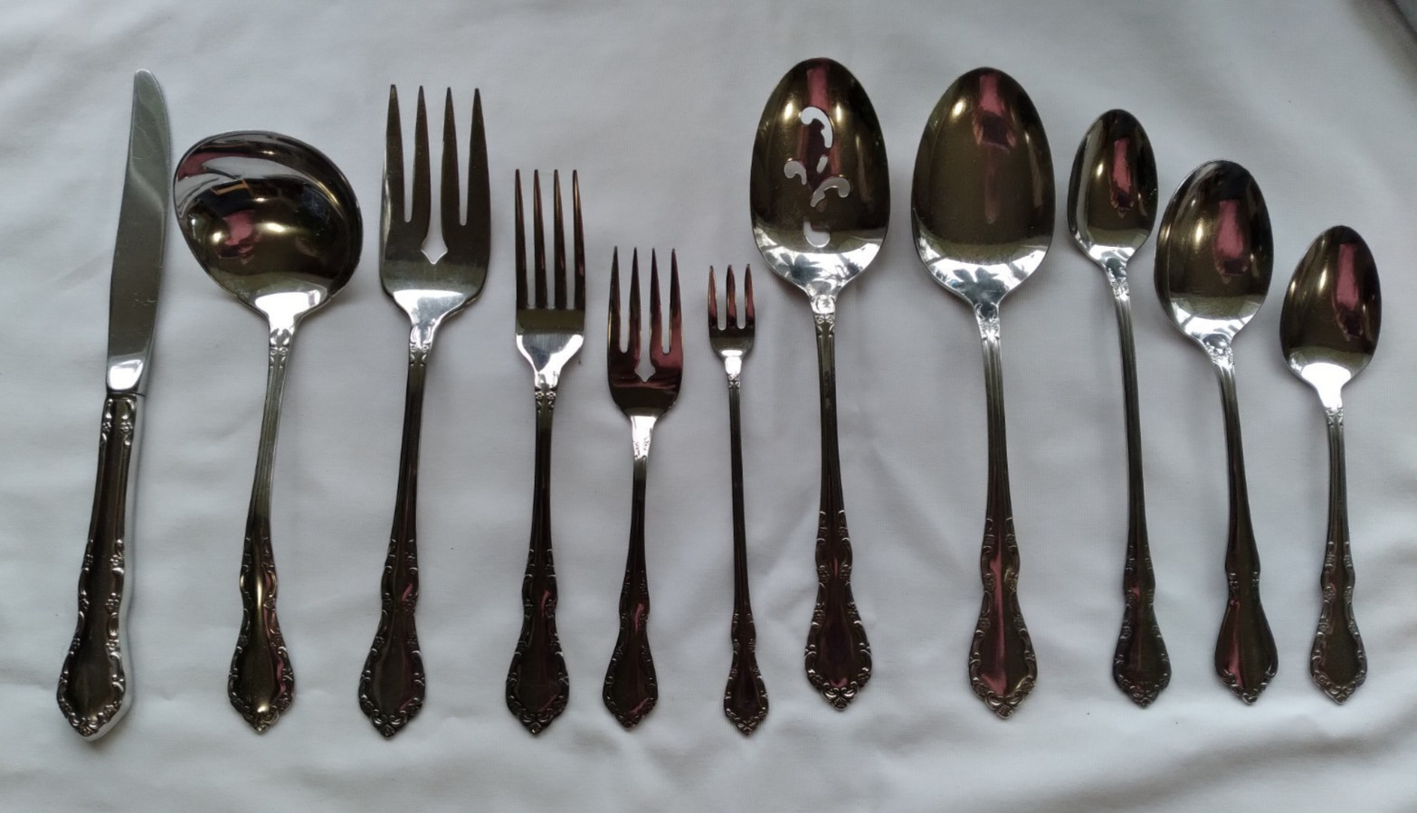 MANSION HALL Oneida Distinction Deluxe Stainless teaspoon dinner fork +++ Choice