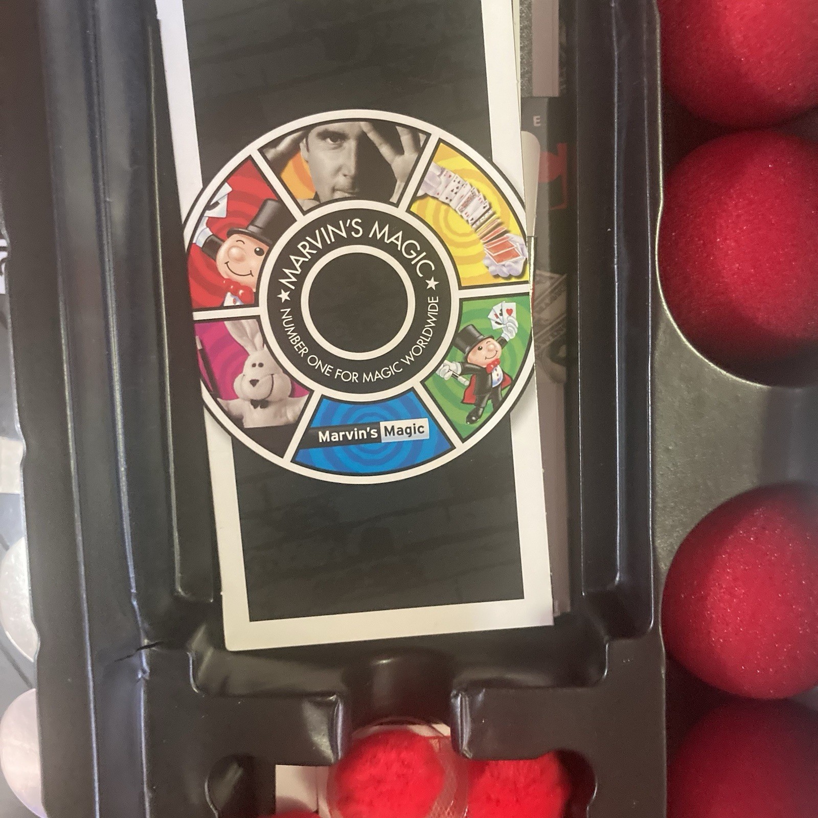 Marvins Ultimate Magic - 400 Tricks & Illusions Magic Set (Marvin's Magic)