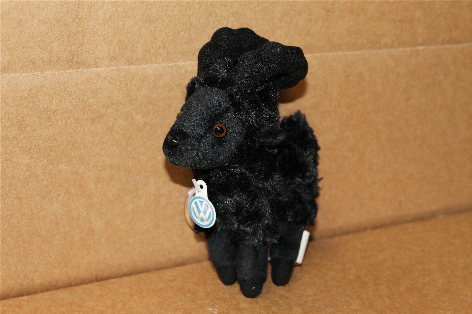 Volkswagen "Bam The Ram" 2GA087576 New Genuine Merchandise item