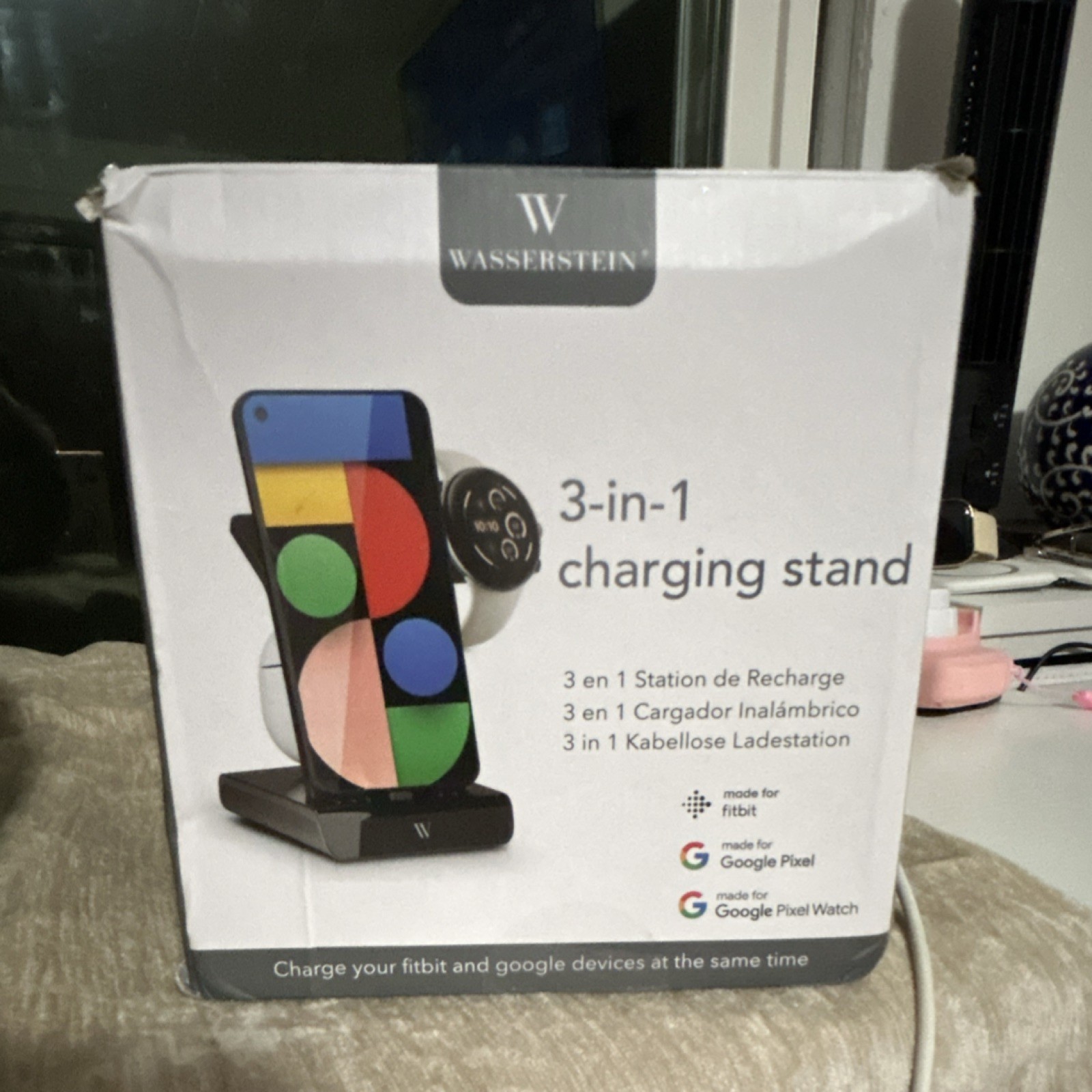 Wasserstein 3-in-1 Charging Stand Black for Pixel Watch Fitbit USB-C