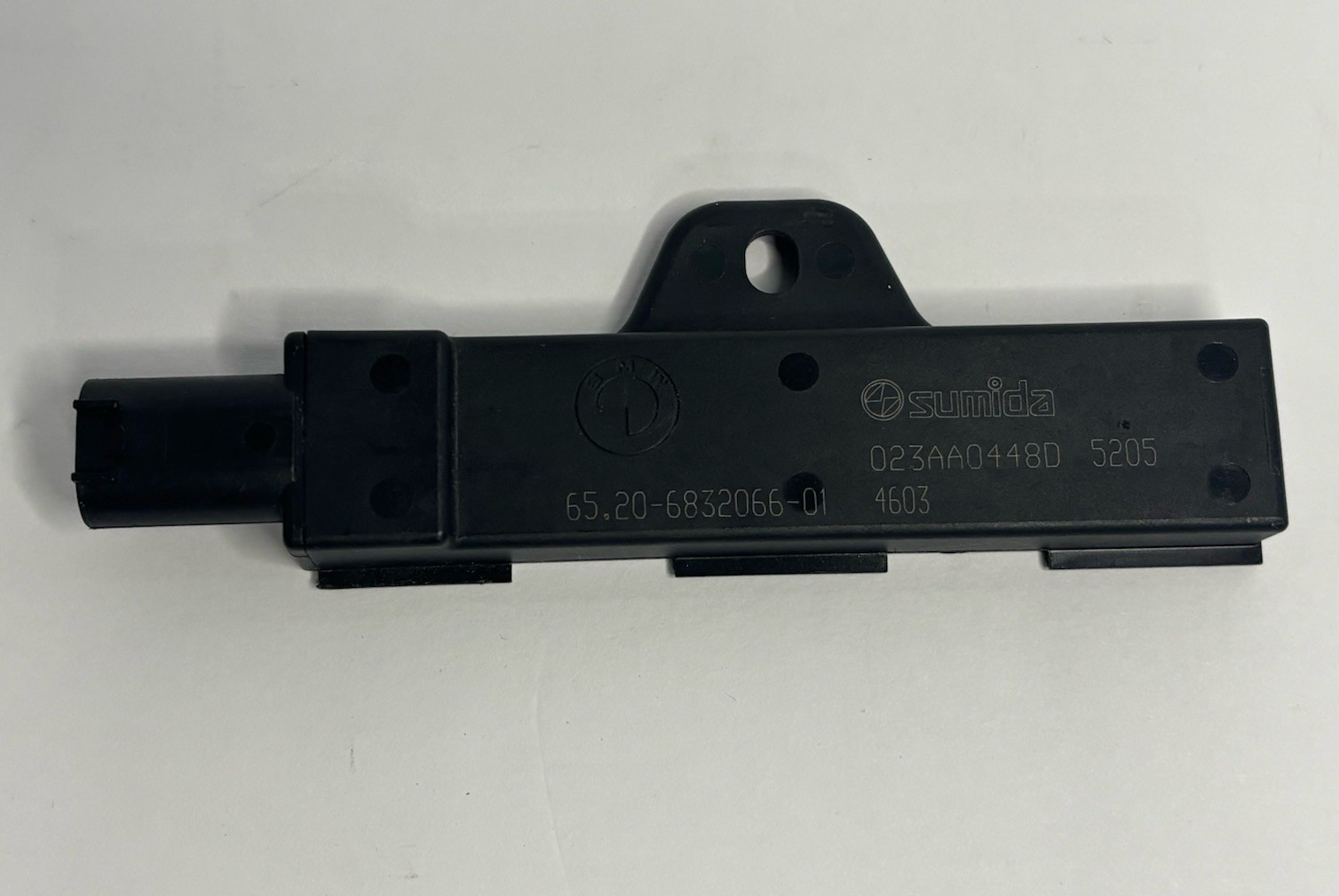 BMW 2019-2026 Smart Keyless Antenna 65-20-6-832-066
