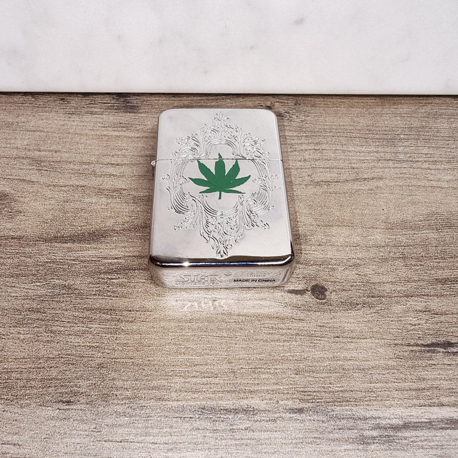 COLLECTIBLE CANNABIST MOTIVE LIGHTER
