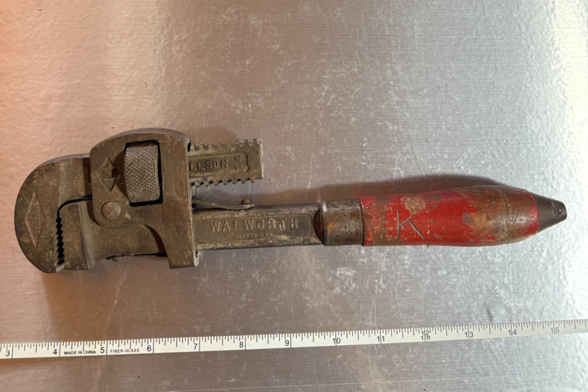 Vintage Walworth Stillson #14 Pipe Wrench Red Wood Handle Made in USA
