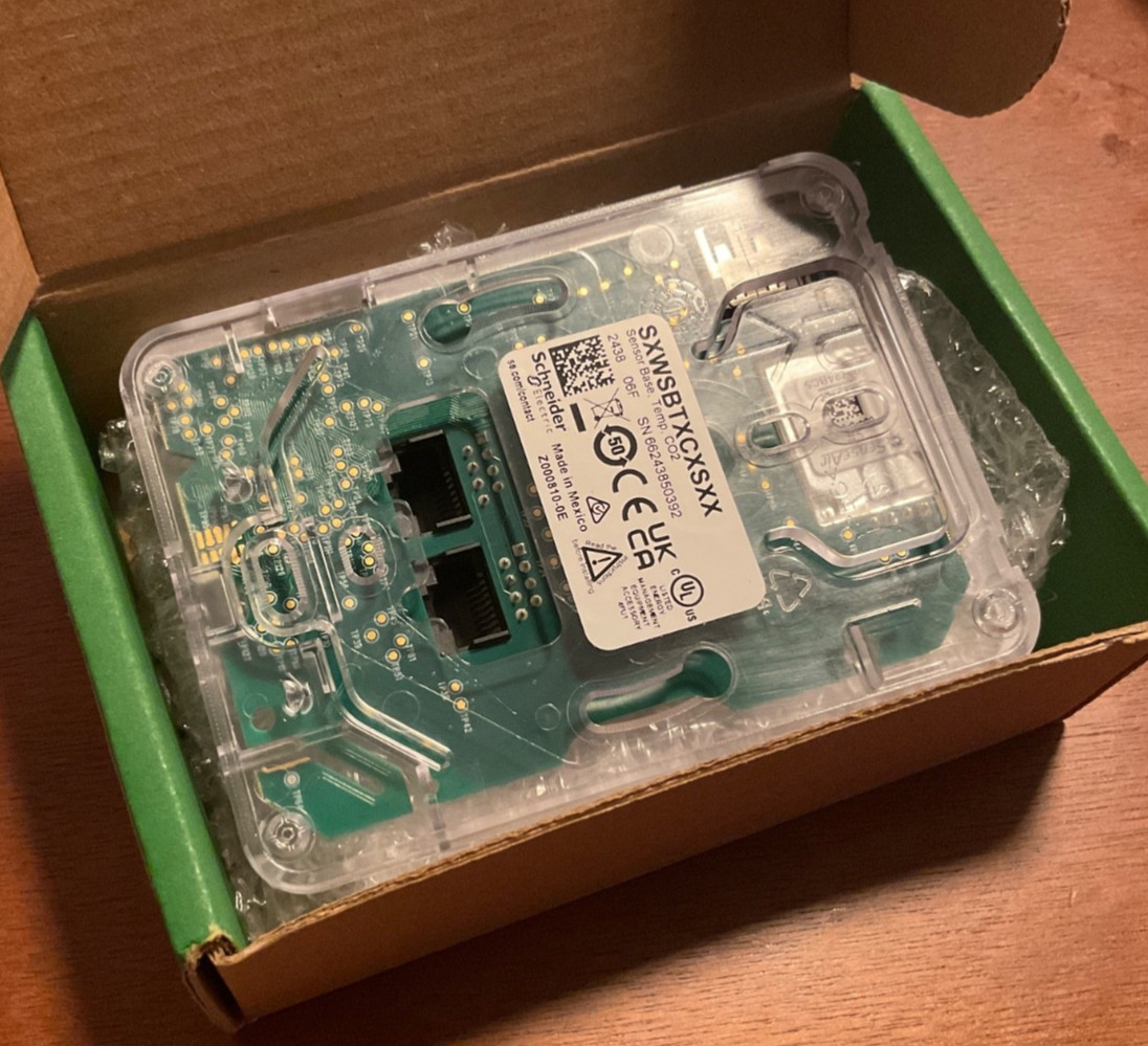 Schneider Electric SXWSBTXCXSXX / Sensor Base / Temperature - CO2 / NEW!!!🇺🇸
