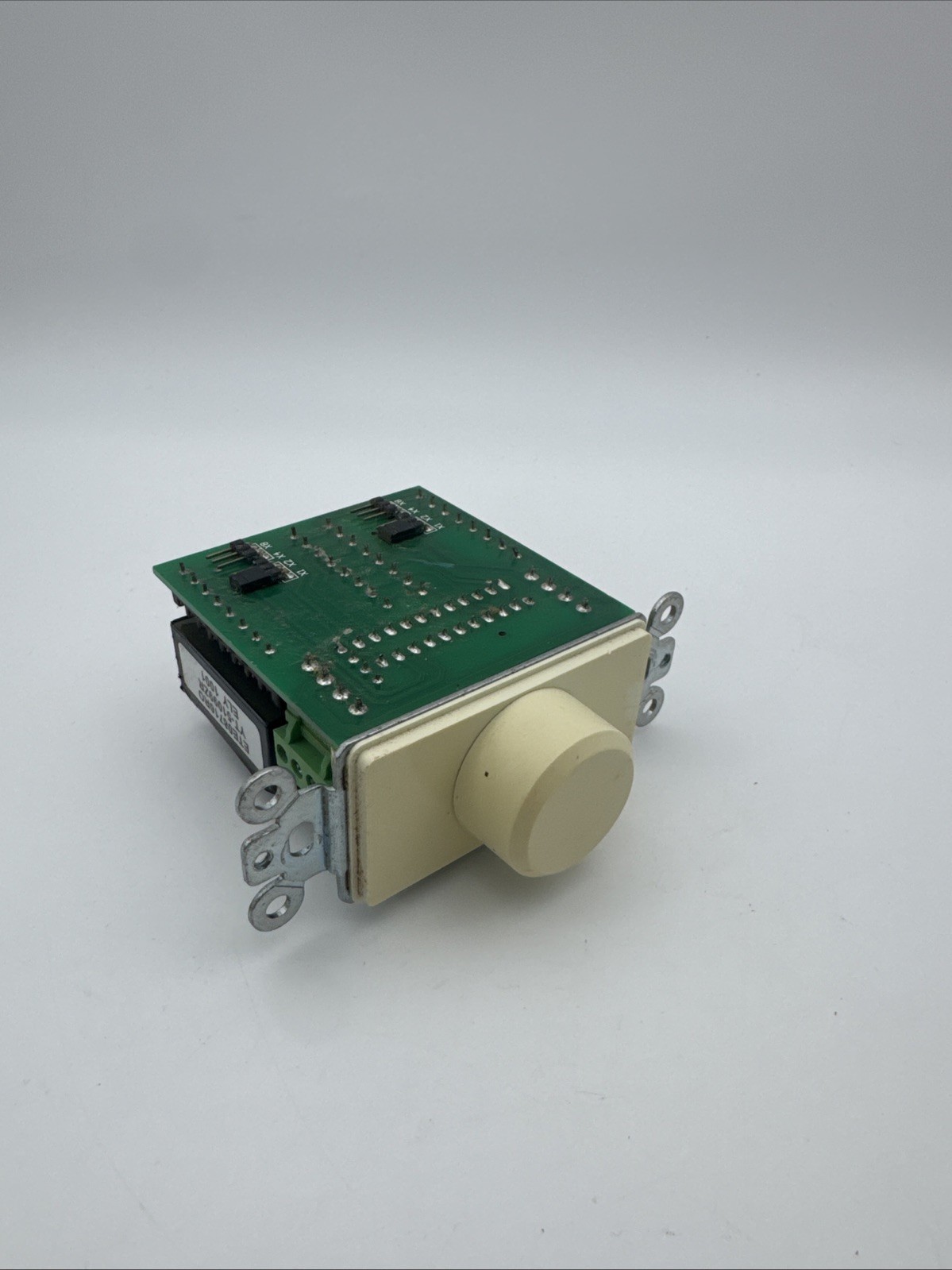 MONOPRICE MVR-100 Speaker Volume Control
