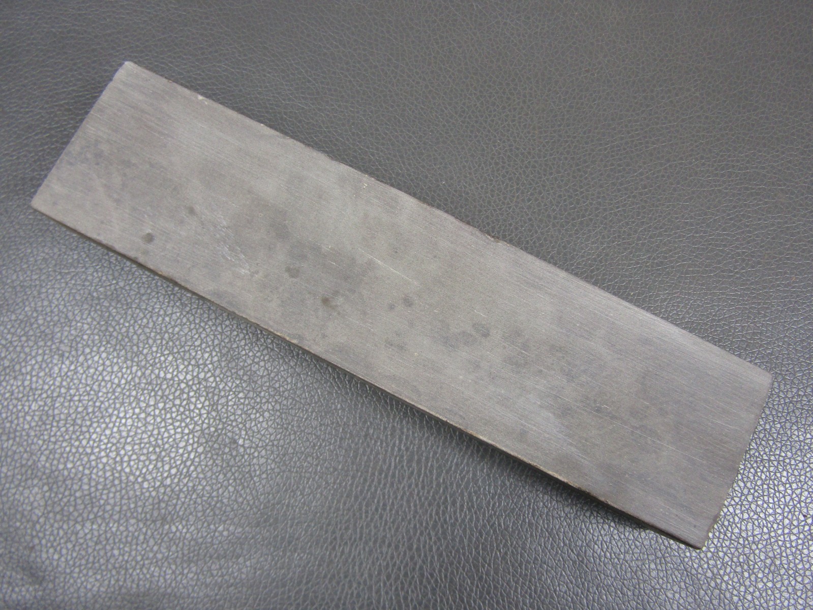 Natural Dalmore Blue sharpening razor hone stone