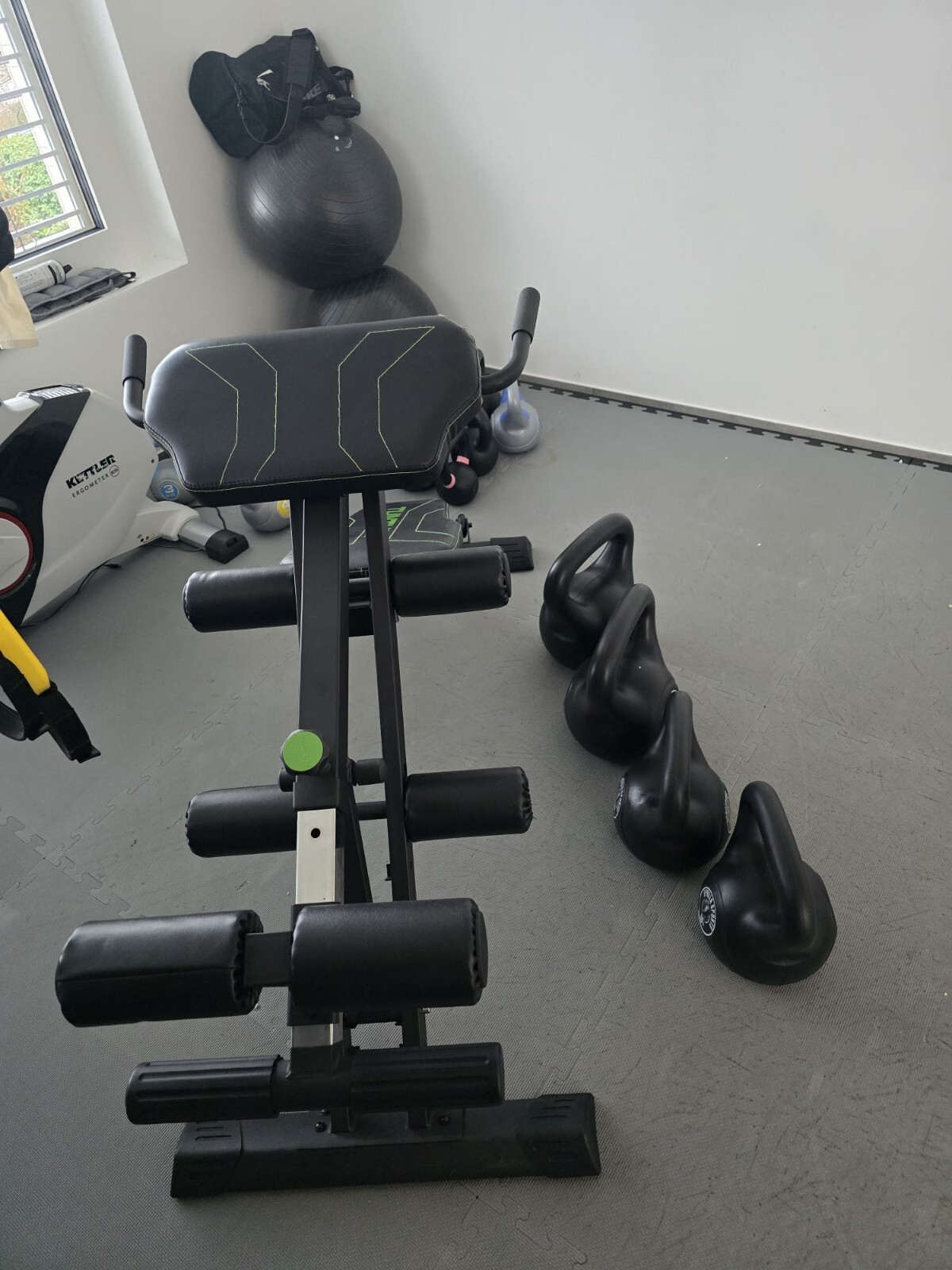 Tunturi CT80 Core Bauch- & Rückentrainer + 10/14 Gorila KB FREI !!!