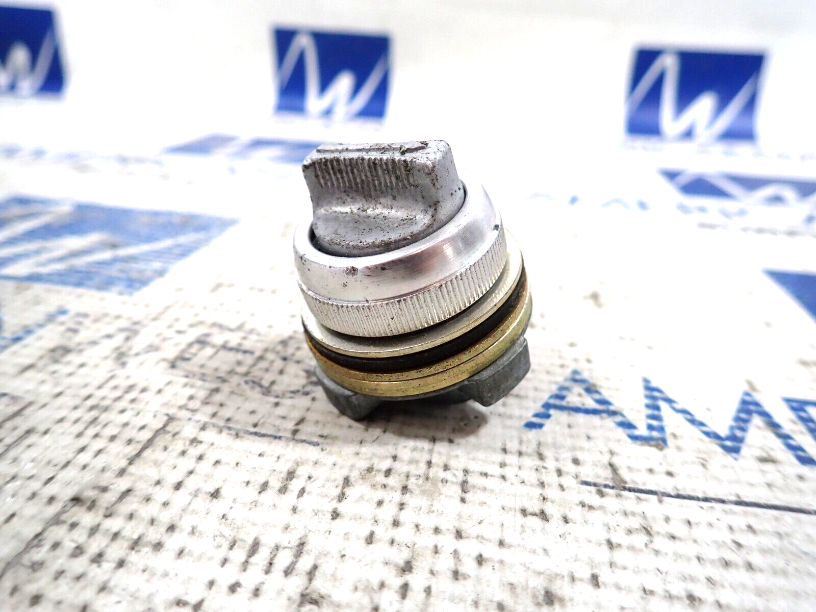 Clark Selector Switch 2 Position Maintain