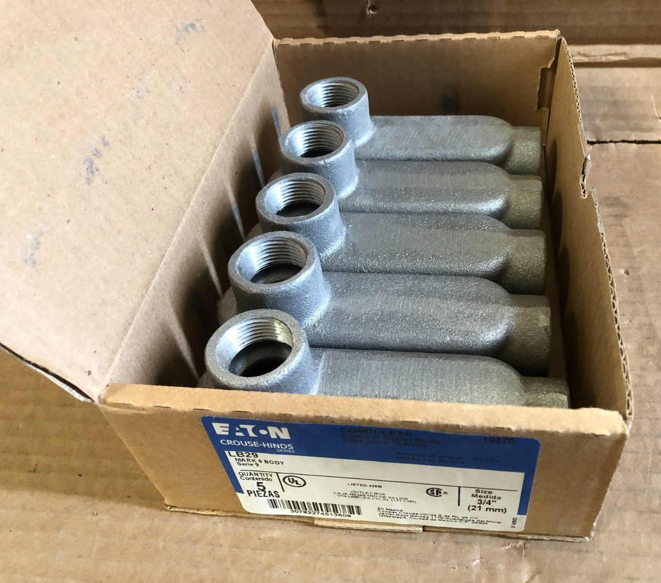 EATON CORPORATION LB29 / LB29 (NEW IN BOX) Lot of 5