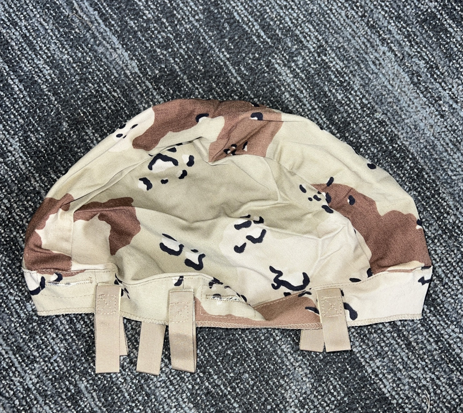 USGI 6-Color Desert Chocolate Chip Camouflage PASGT Helmet Cover 1991 Med/Lg A15