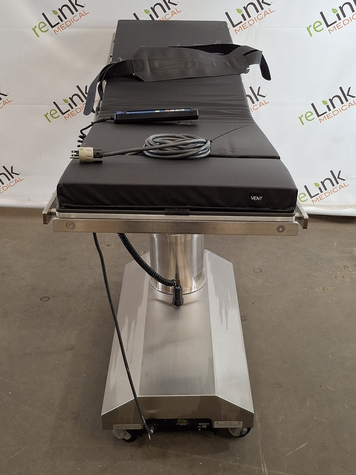 Skytron 1700 Elite Surgical Table