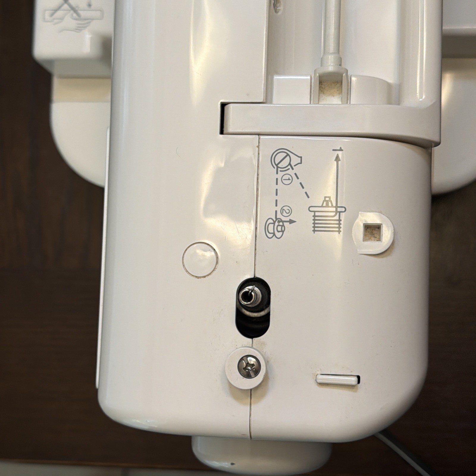Janome Memory Craft 200E Embroidery Sewing Machine Computerized Tested Works