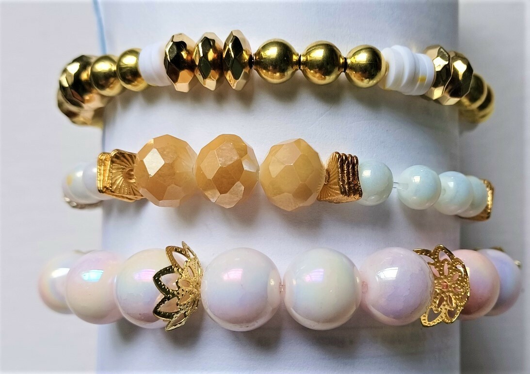 Sweet Mom Stretchy Bracelet Stack Gold and Pearl