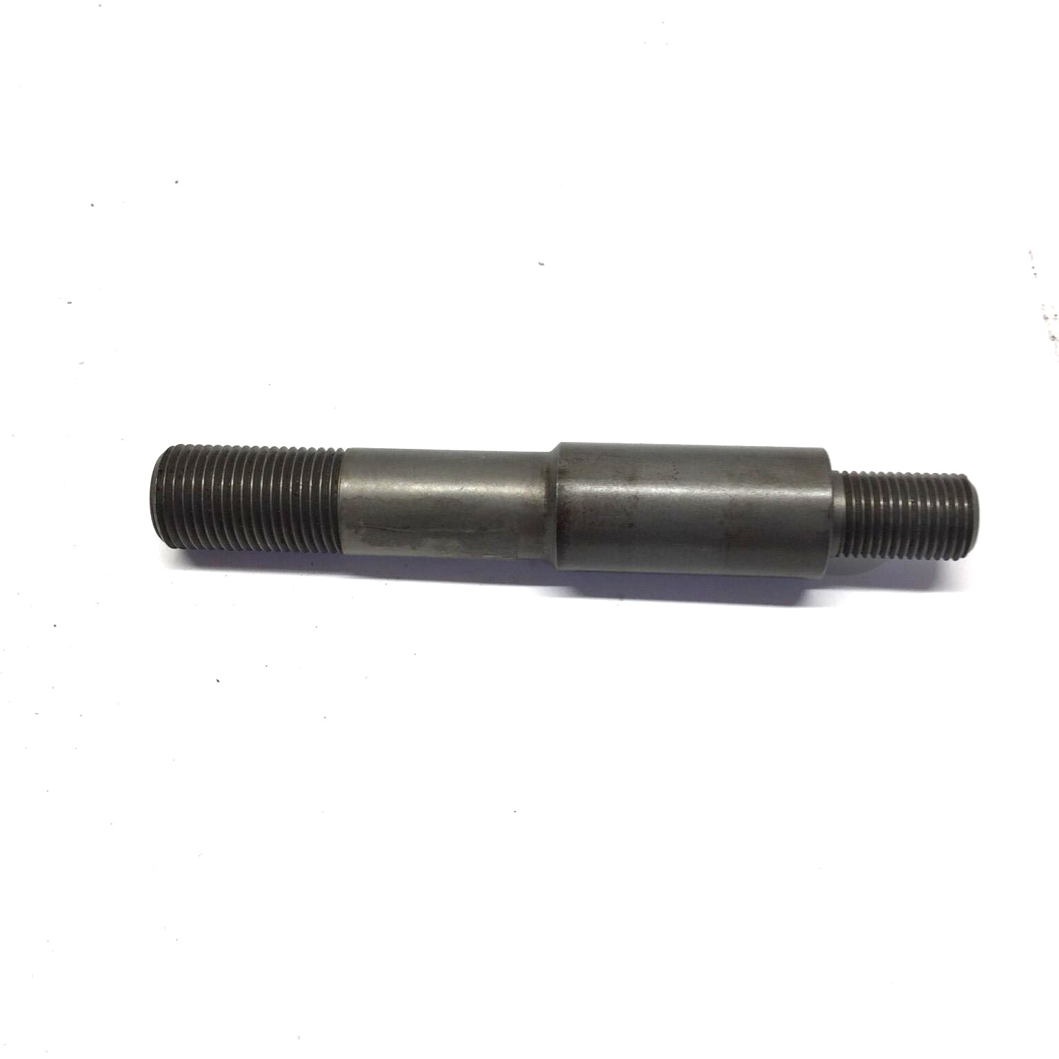 International/Navistar Shock Absorber Stud 205535R