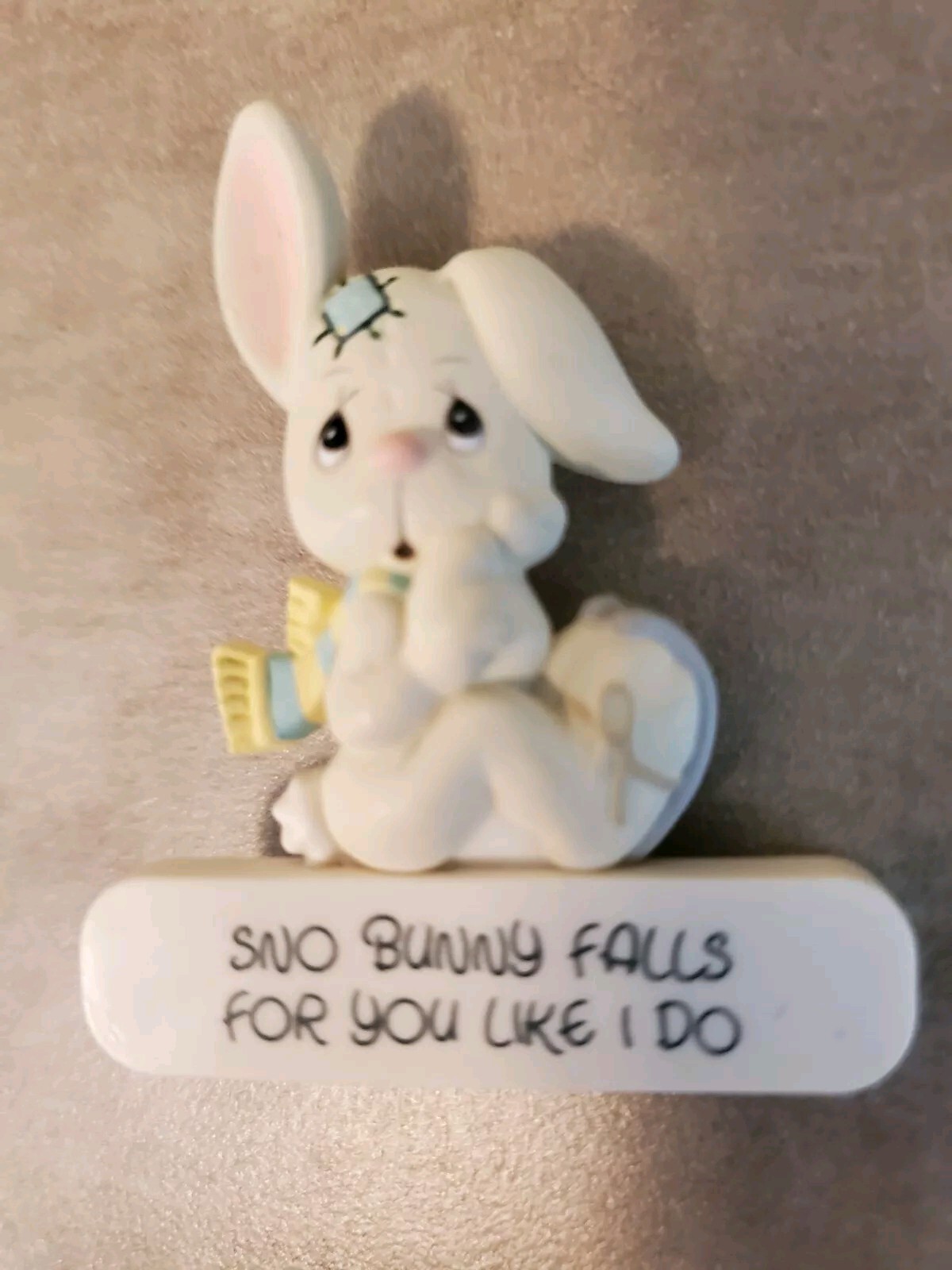 Precious Moments Enesco 1989 Sno Bunny Falls For You Like I Do Pin
