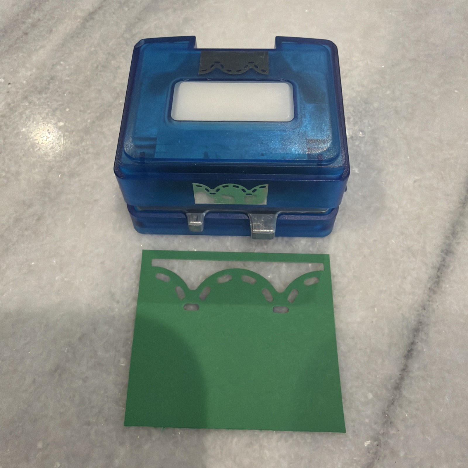 Creative Memories SCALLOP STITCH Border Maker Cartridge
