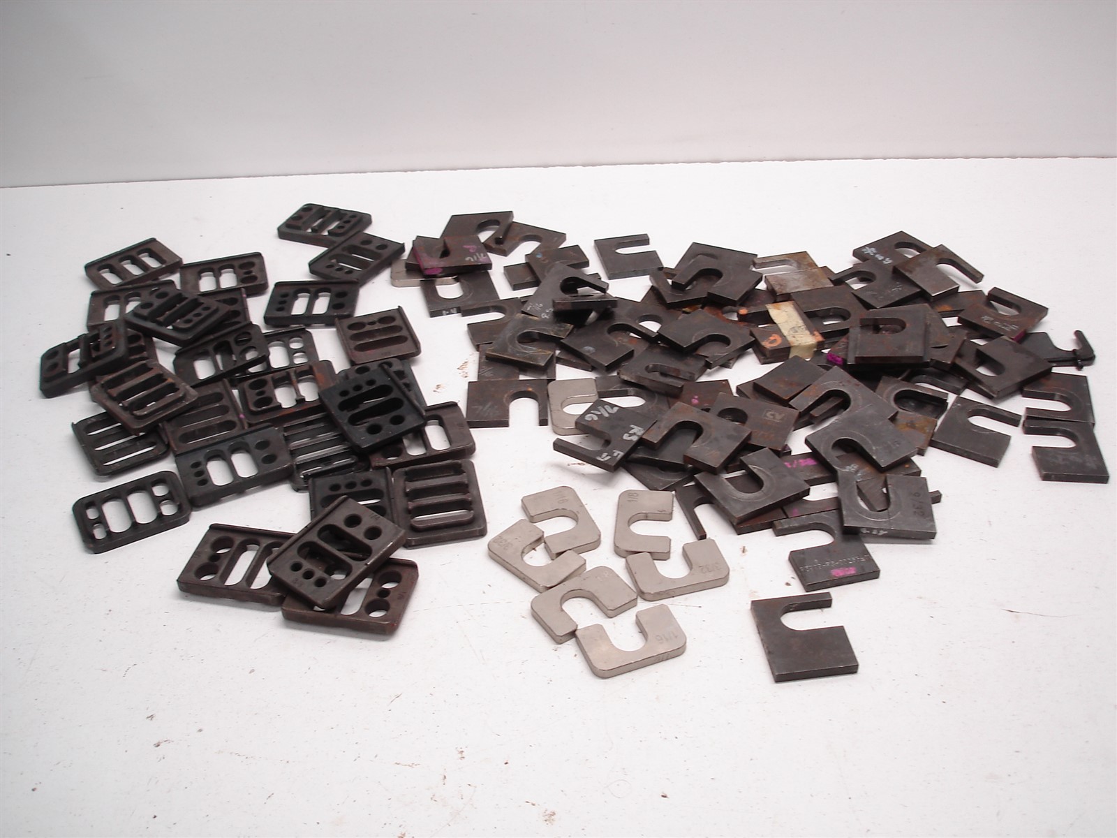 107 NASCAR LOWER CONTROL ARM ECCENTRIC SLUGS & POCKET SLUG PLATES - STEEL & ALUM