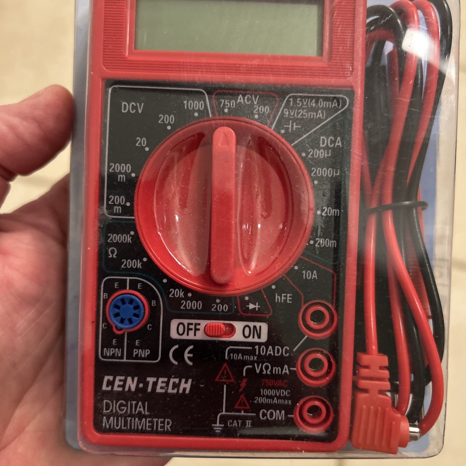 Cen-Tech 98025 7 Function Digital Multi Meter Electronic Volt Tester Electronic