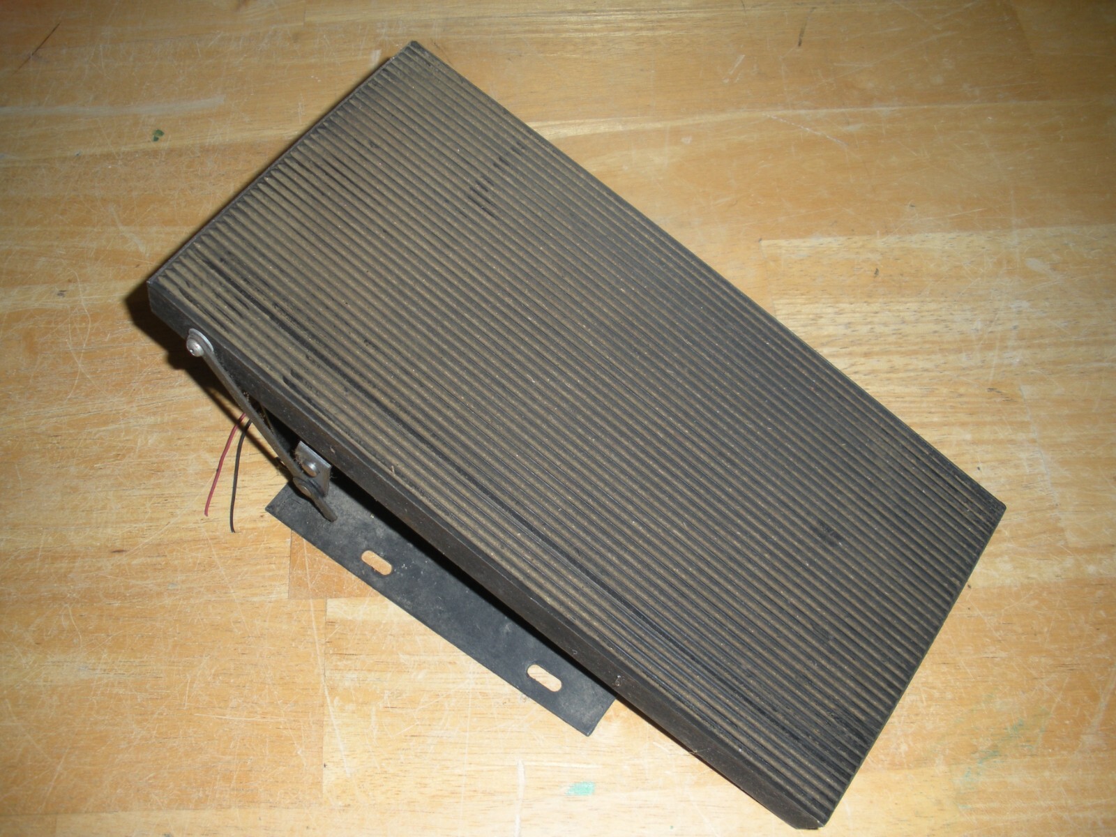 Wooden Vintage Organ Volume (Expression) Pedal ~ BUILT TO LAST !!!