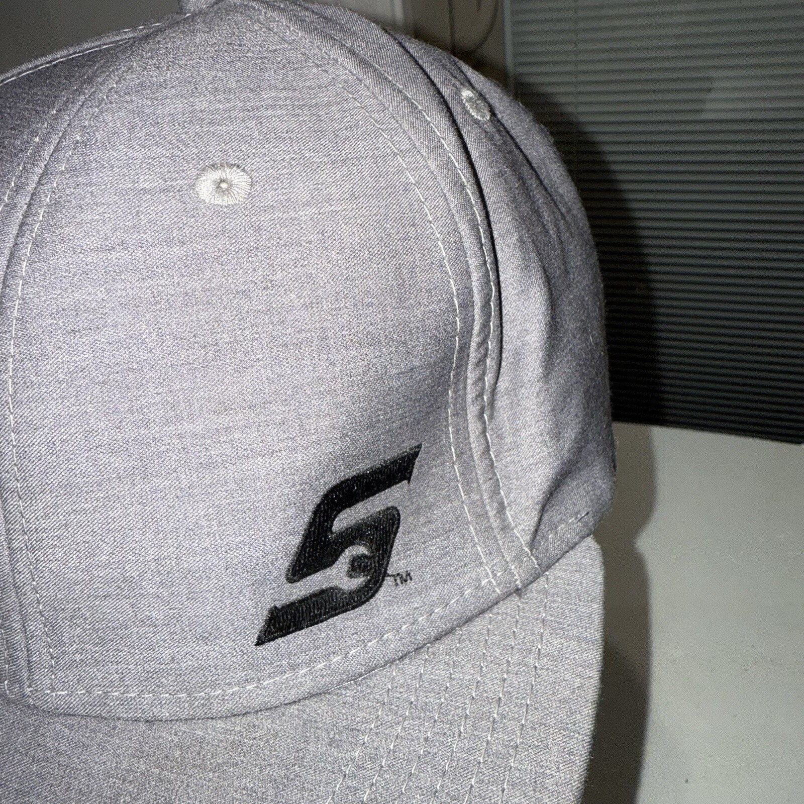 S Black On Gray Lite Wt Flat Bill Hat Cap EUC