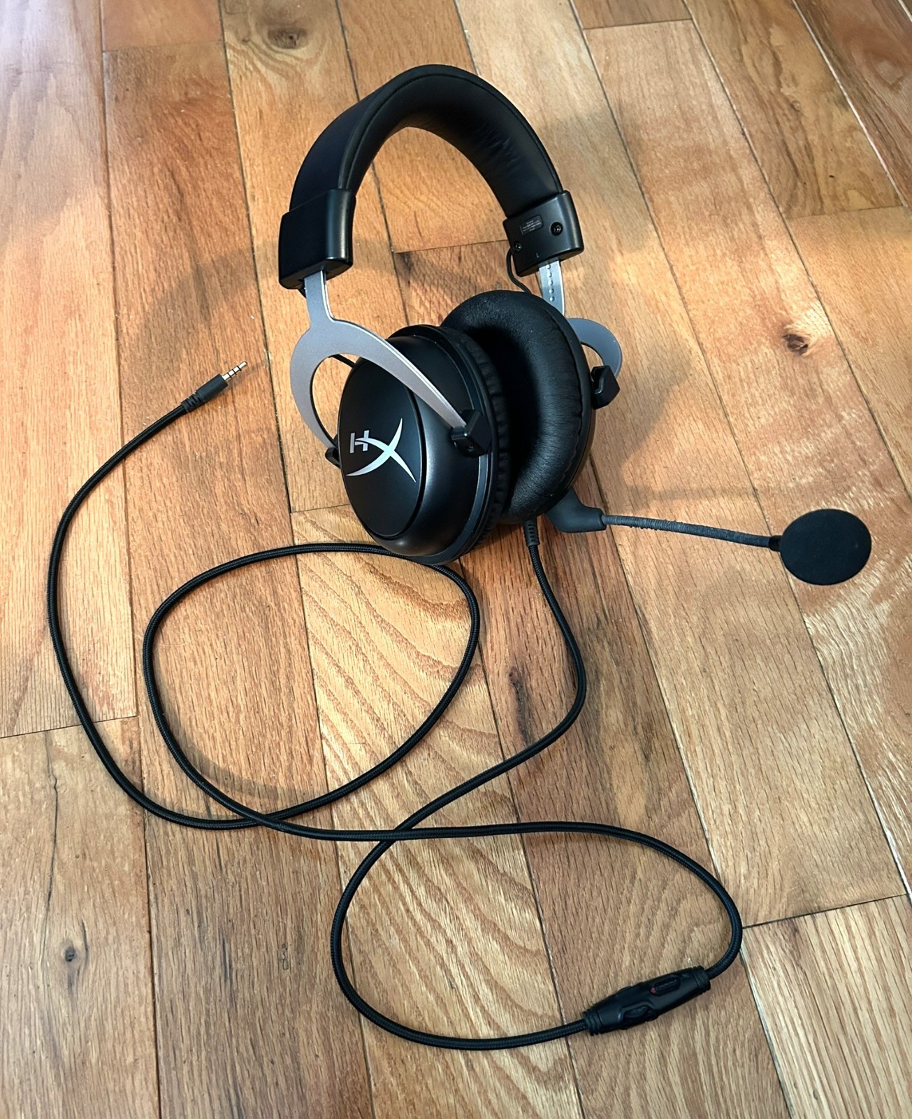 HyperX HHSC2-CG-SL/G CloudX Gaming Headset Black-Silver Wired Microphone WORKING