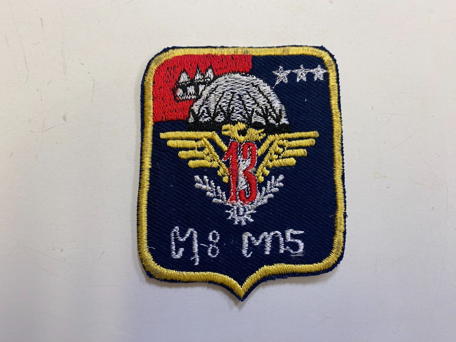 F0065 Repro 1970s Laos Army 13th Airborne Battalion Patch  IR45E