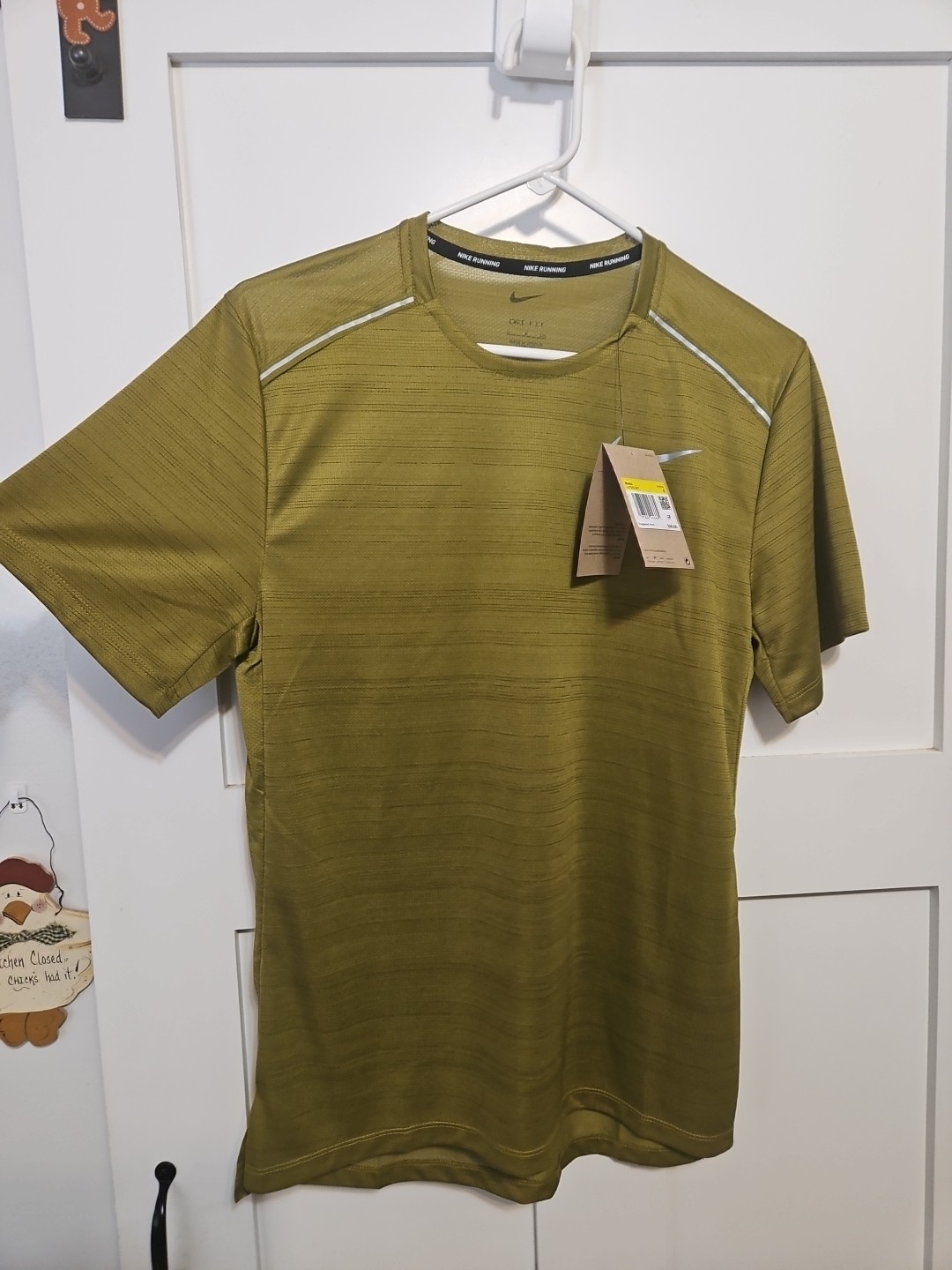 Nike Mens Miler Short Sleeve Reflective Running Shirt Green Small New With Tags