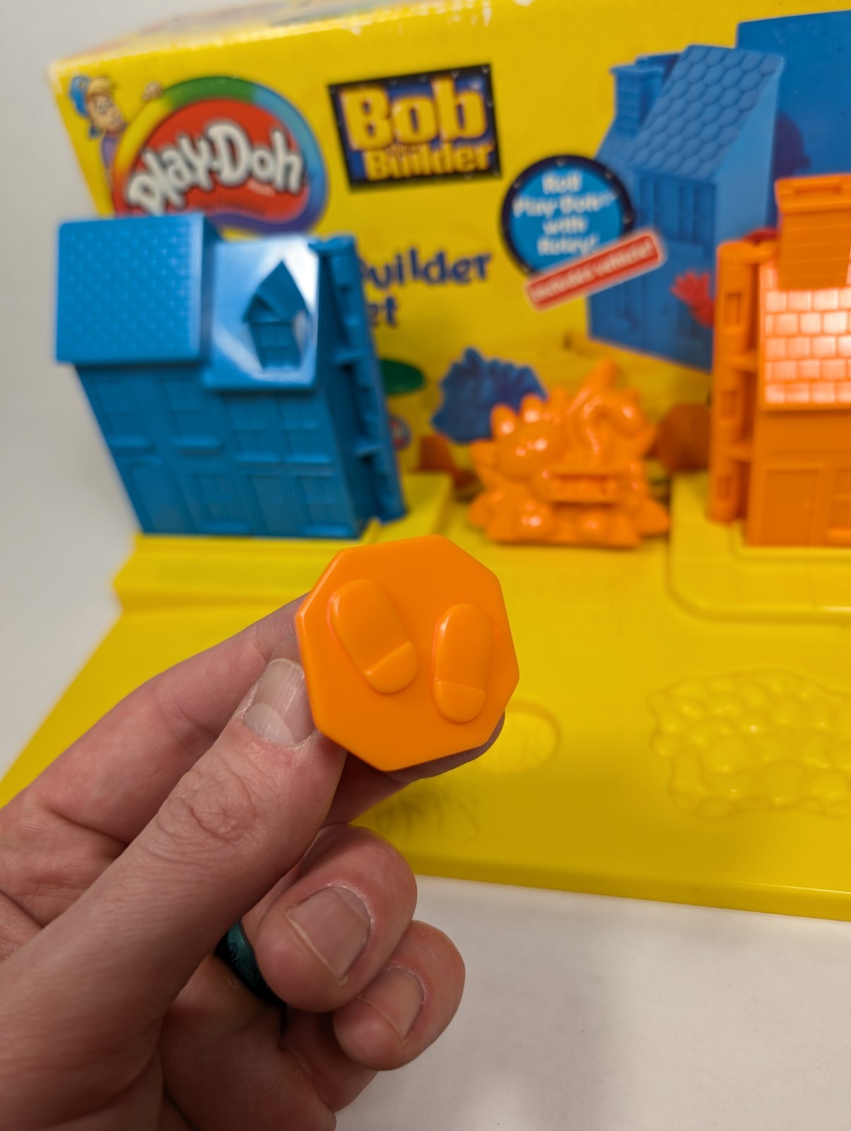 Vintage Play-Doh Bob the Builder Set INCOMPLETE 2001 Original Box