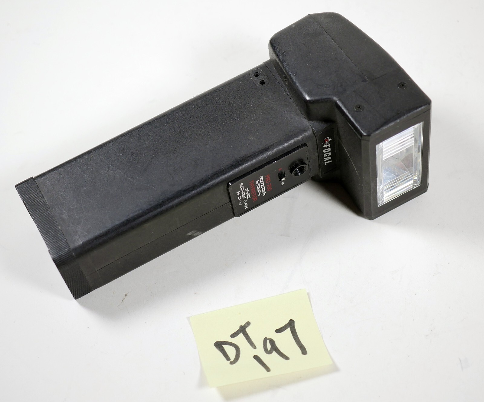 FOCAL pro-700 Thyristor Electronic Bounce Flash, TESTED & WORKING!