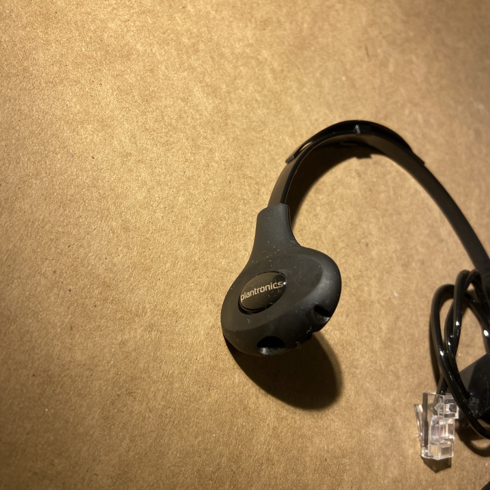 Plantronics AL8-WO2 81242 Wireless Headset System Base & Headset