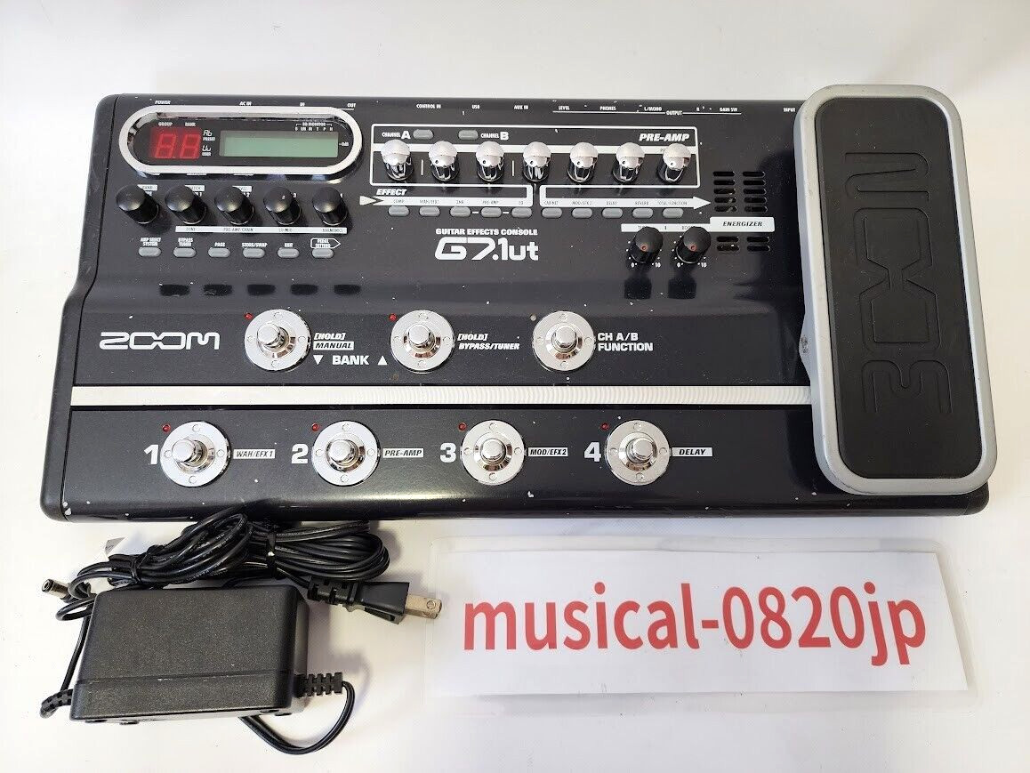 ZOOM G7.1ut Guitar Effects Console Processor With Adapter