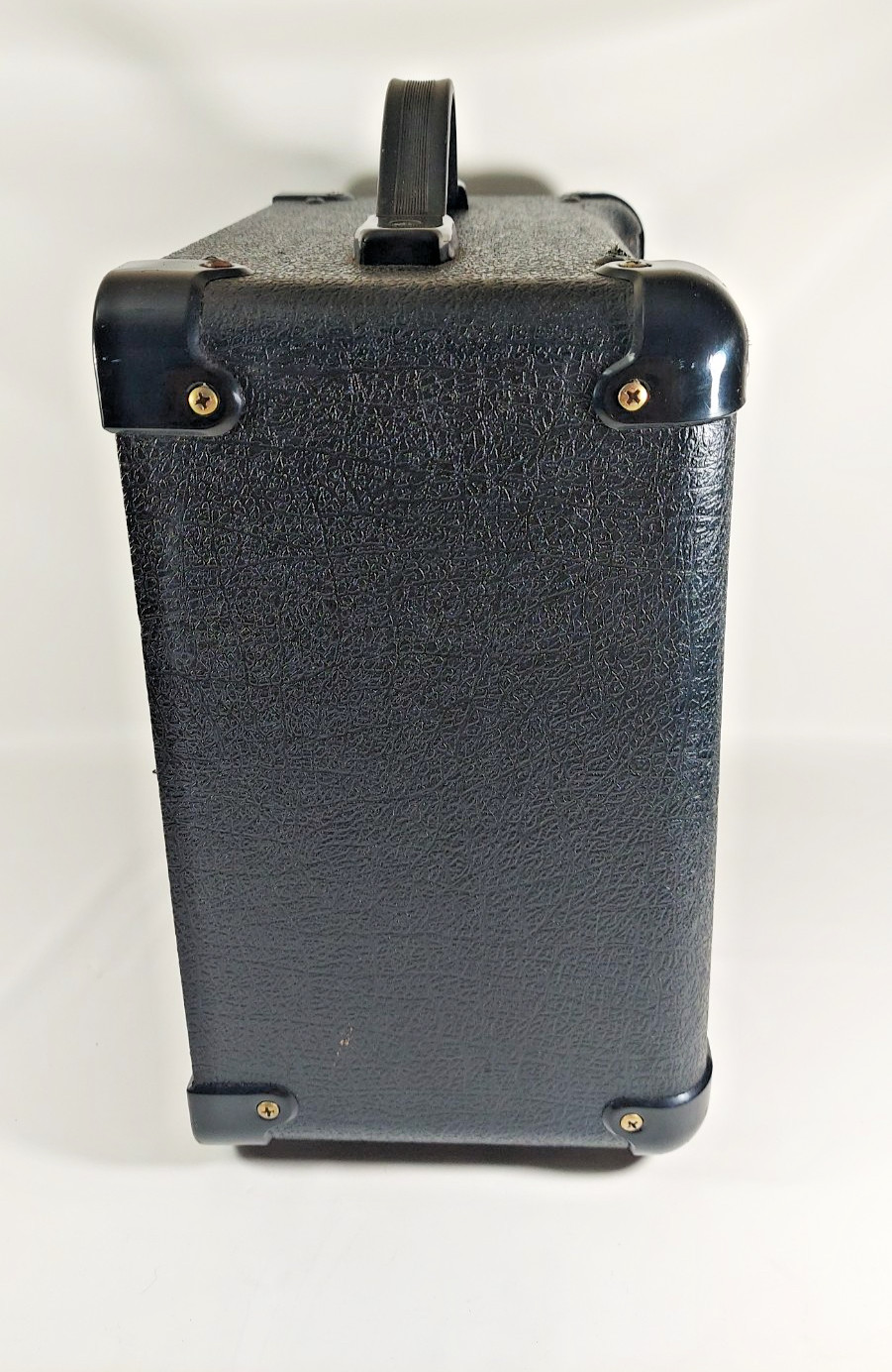 MARSHALL MG10CD 40-WATT AMPLIFIER