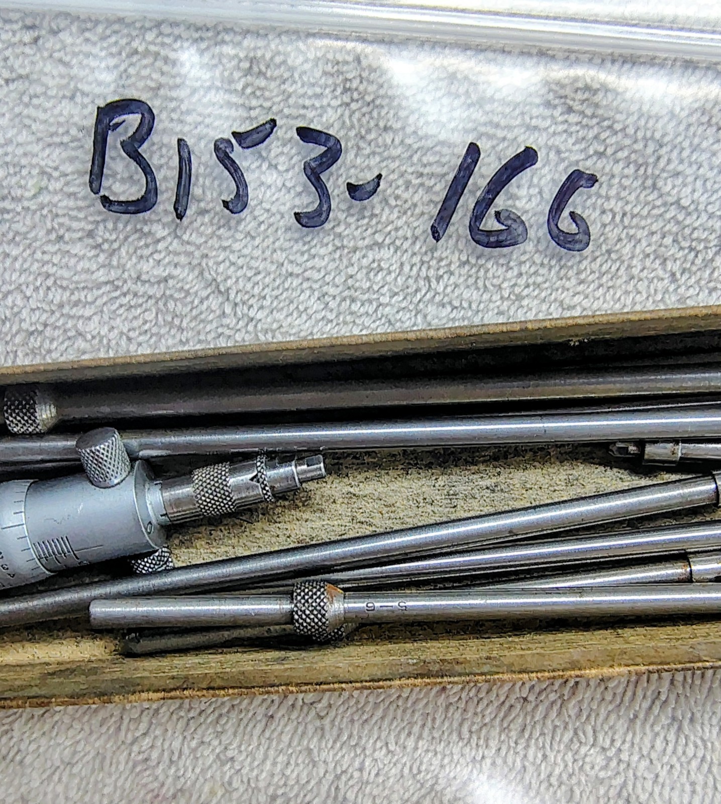 🗽 L.S. STARRETT No. 124 INSIDE MICROMETER Made In USA