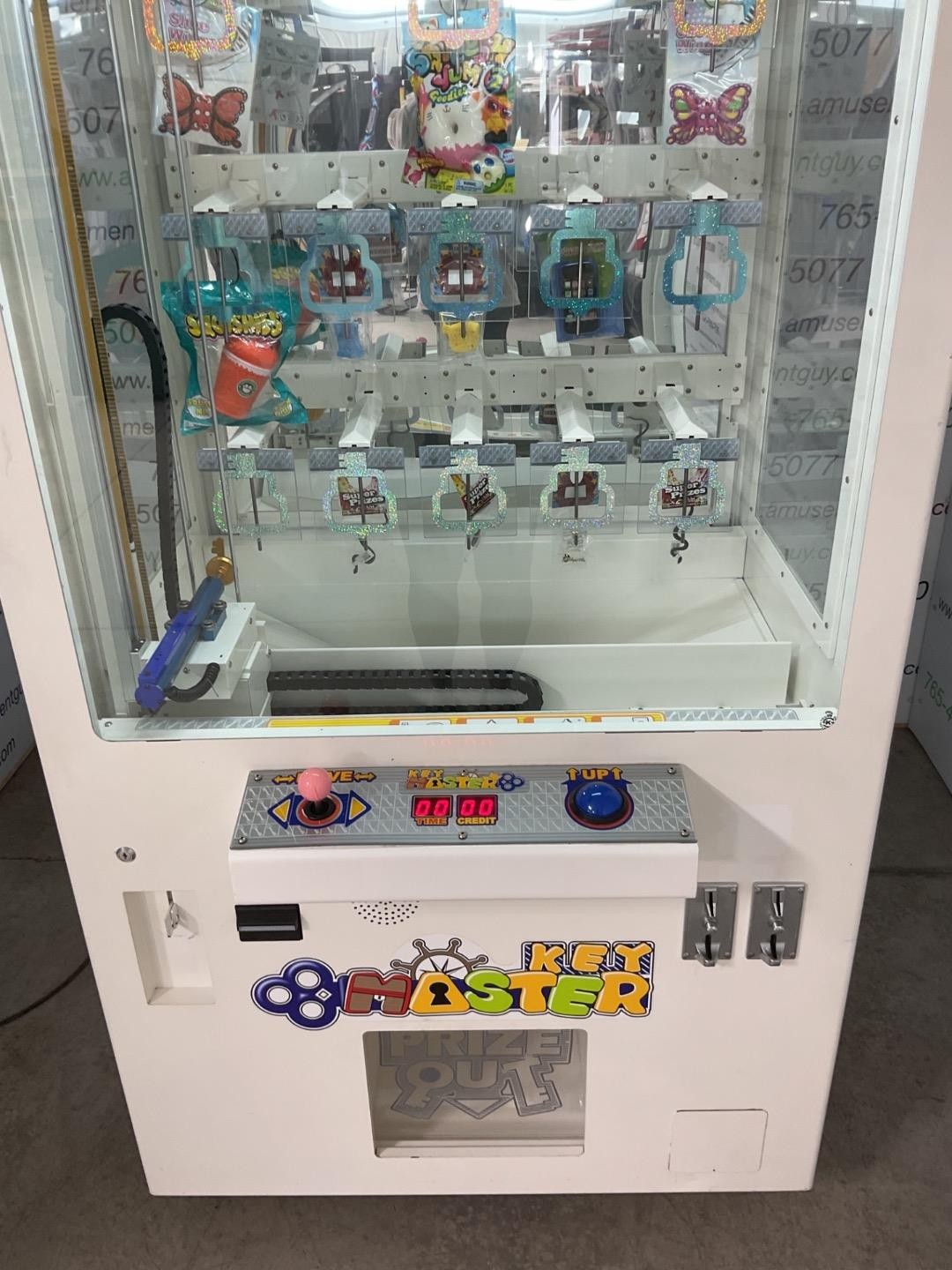 Key Master COIN-OP Merchandiser Game
