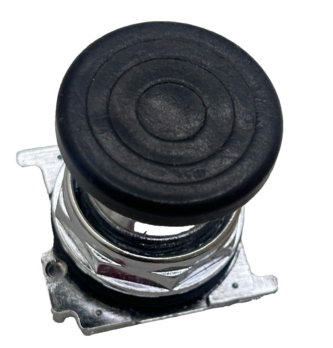 Cutler Hammer 102501172 PUSHBUTTON OPER. JUMBO MUSHROOM HEAD NEMA 4, 4X-13 NEW