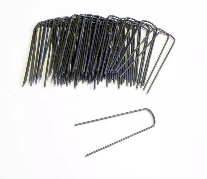 Humane Contain Yard Staples for Above Ground Boundary Wire Installation. F8