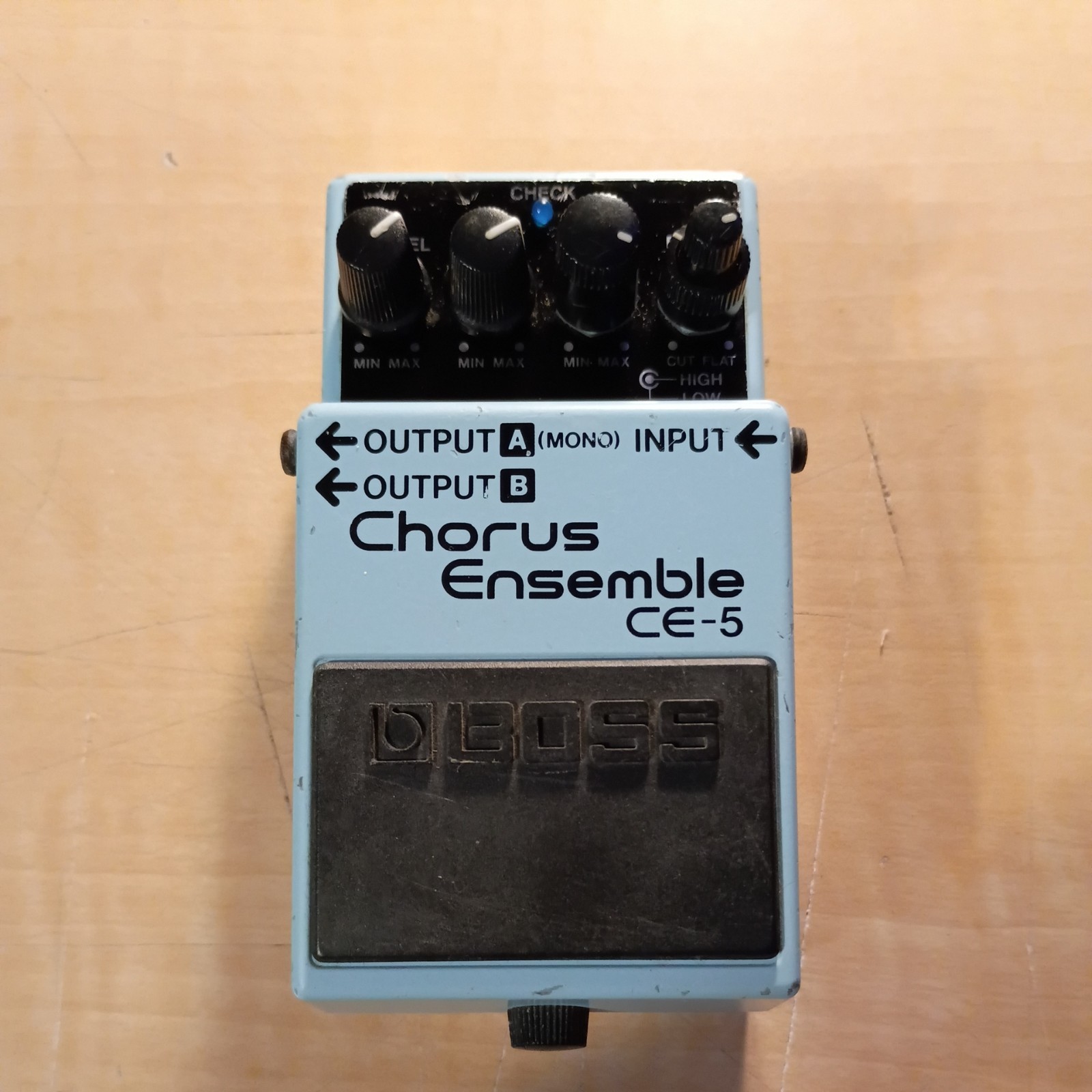 BOSS CE-5 Chorus Ensemble Chorus Pedal