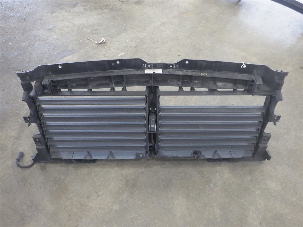 2023 Escalade ESV Upper Air Shutter 3.0L