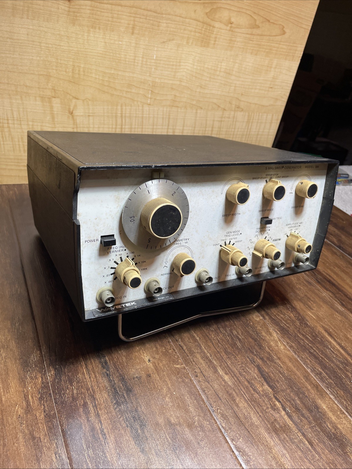 Wavetek Model 184, 5 MHz Sweep Generator -w/manual. Untested.