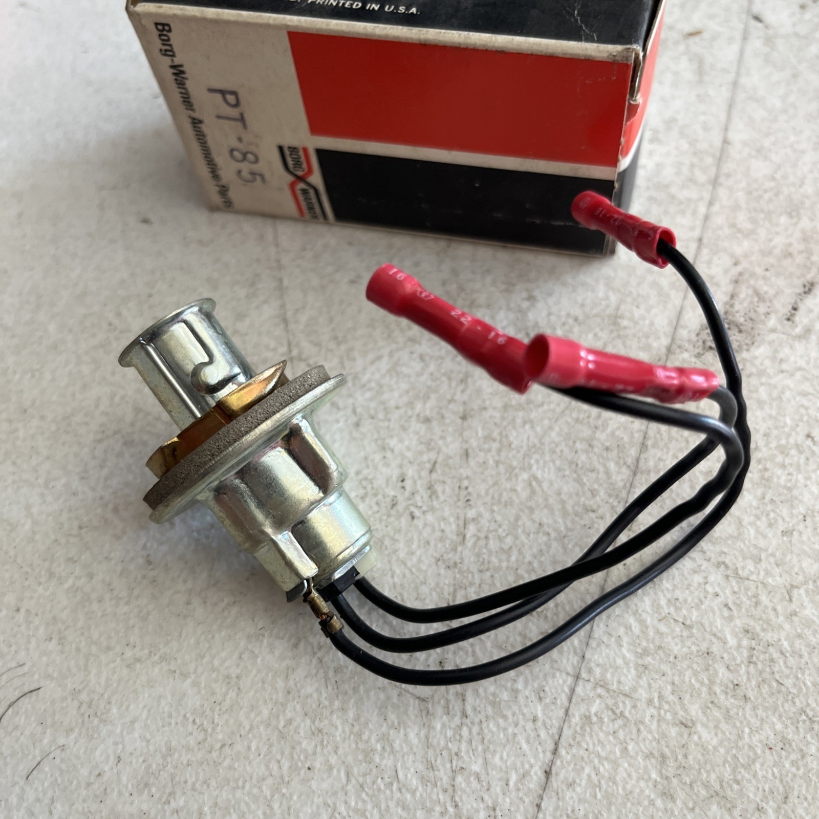 Borg Warner Pigtail Socket, PT-85