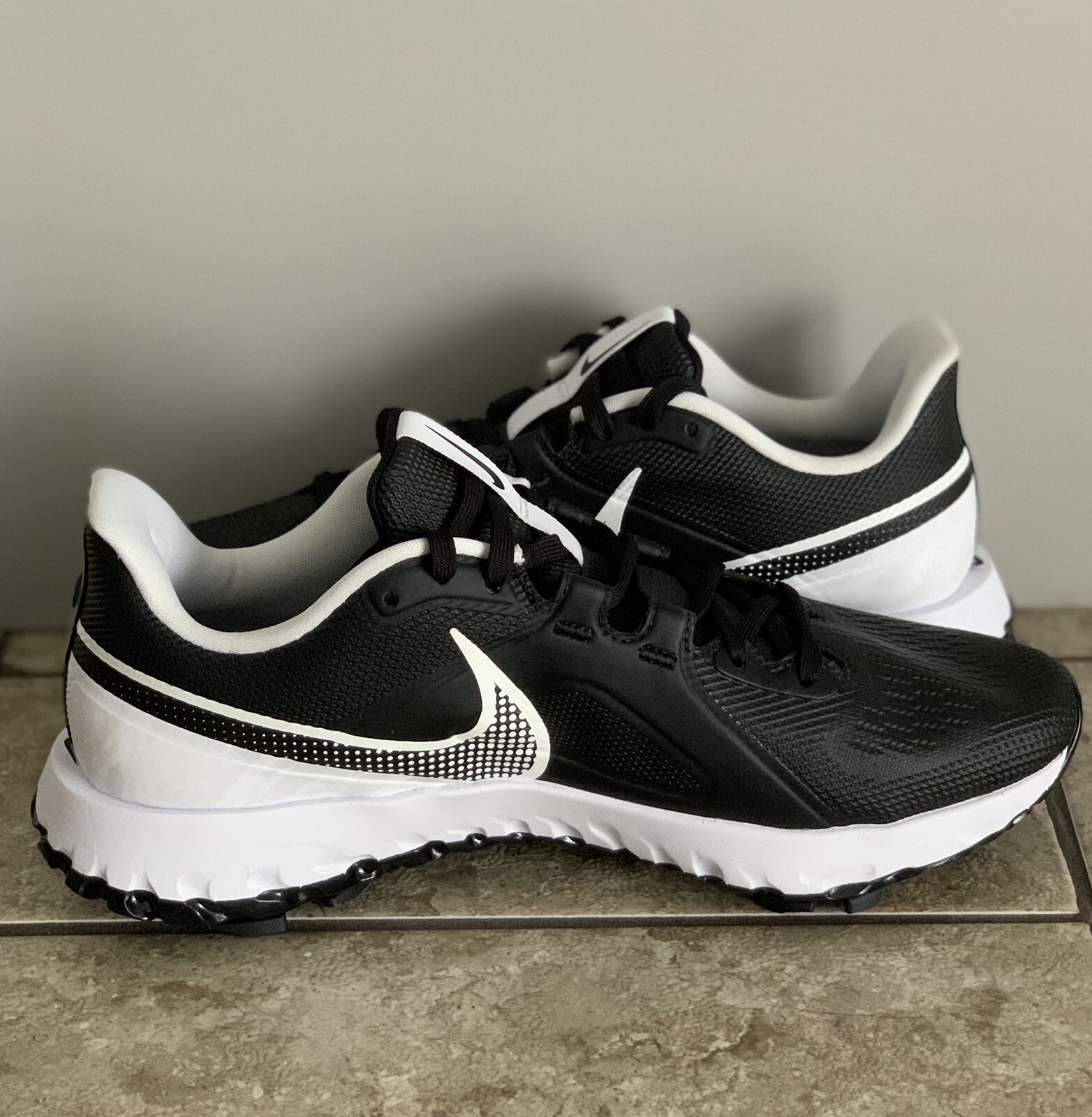 Nike React Infinity Pro Golf Shoes Men Size 8 Black White CT6620-003