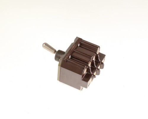 MS24525-26 Cutler Hammer Toggle Switch 4PDT 8202K5