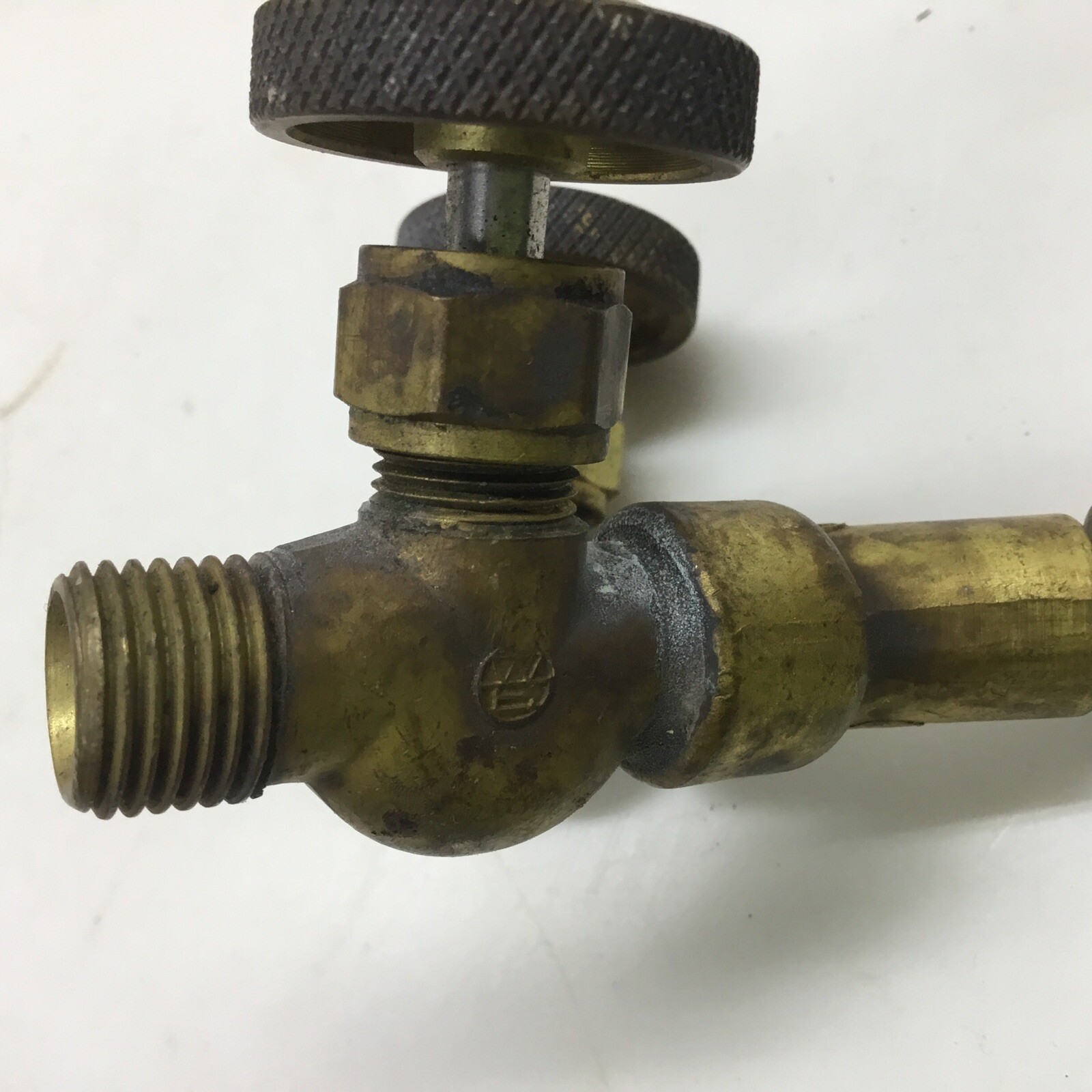 Western Enterprise Y Valve Connection ……[B32]