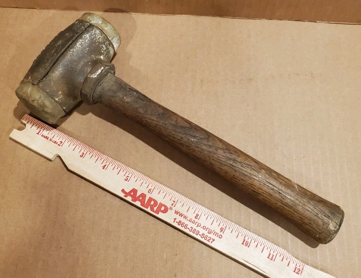Vintage GARLAND Saco Maine No. 3 Split Head Hammer,Wood Handle,Plastic Ends